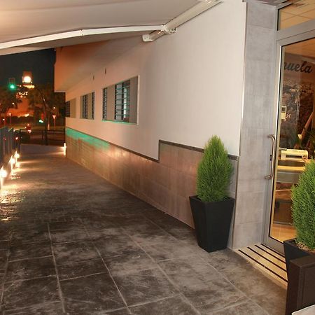 Hostal Dona Manuela Malaga Exterior photo