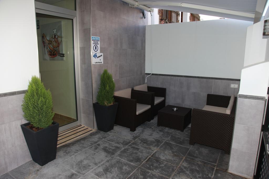 Hostal Dona Manuela Malaga Exterior photo